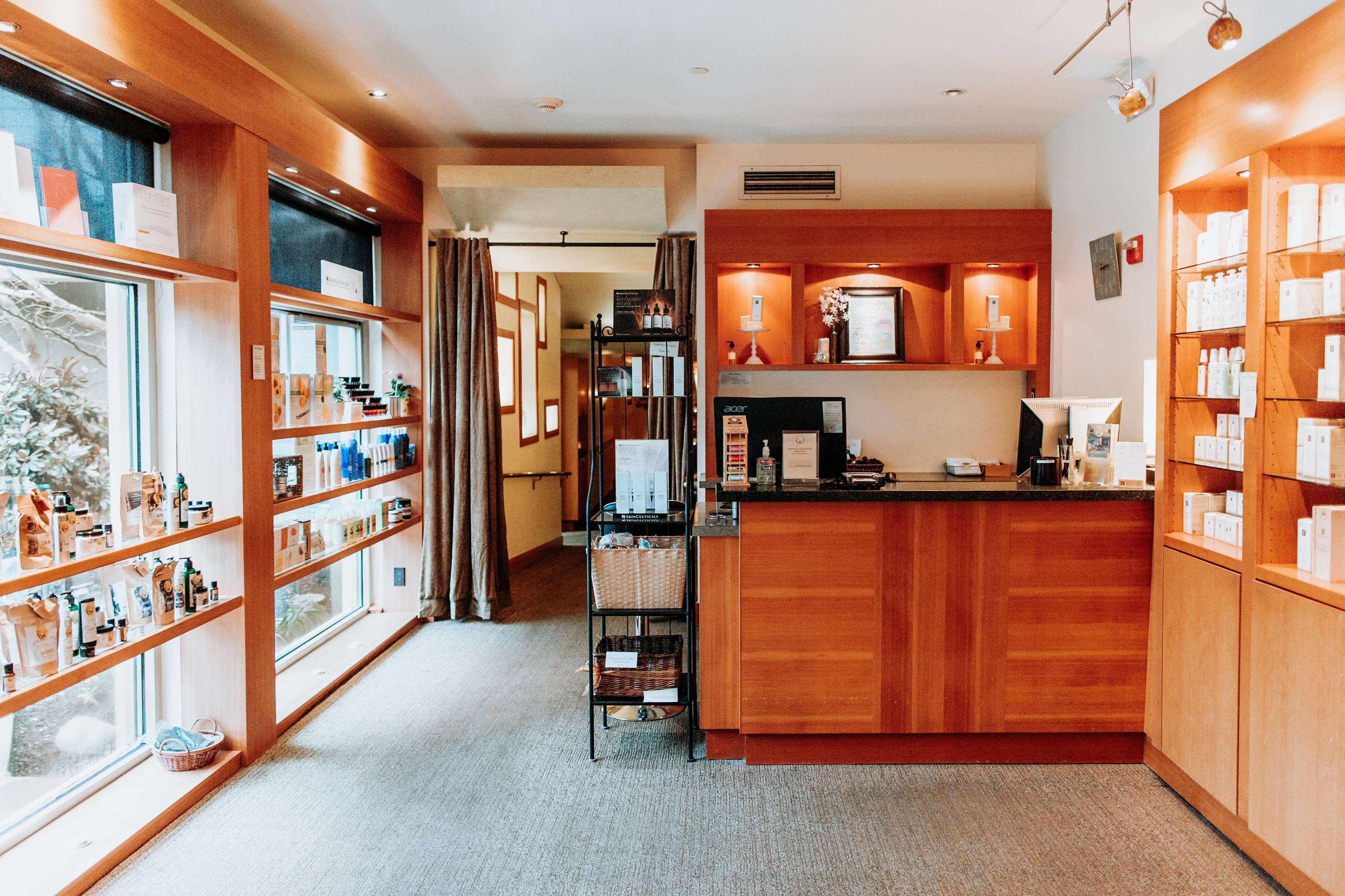 Chrysalis Inn & Spa Bellingham, Curio Collection By Hilton Bagian luar foto