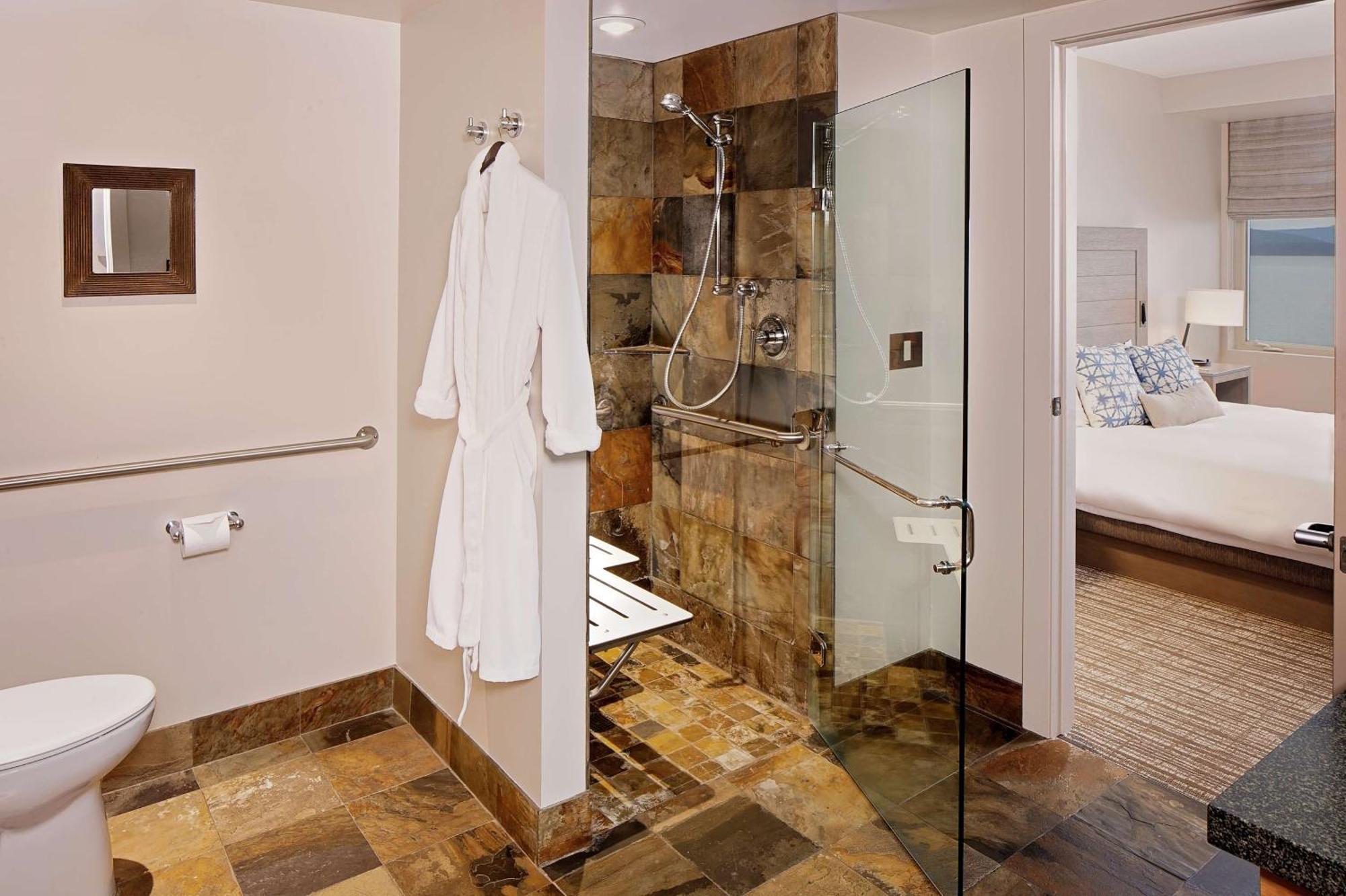 Chrysalis Inn & Spa Bellingham, Curio Collection By Hilton Bagian luar foto