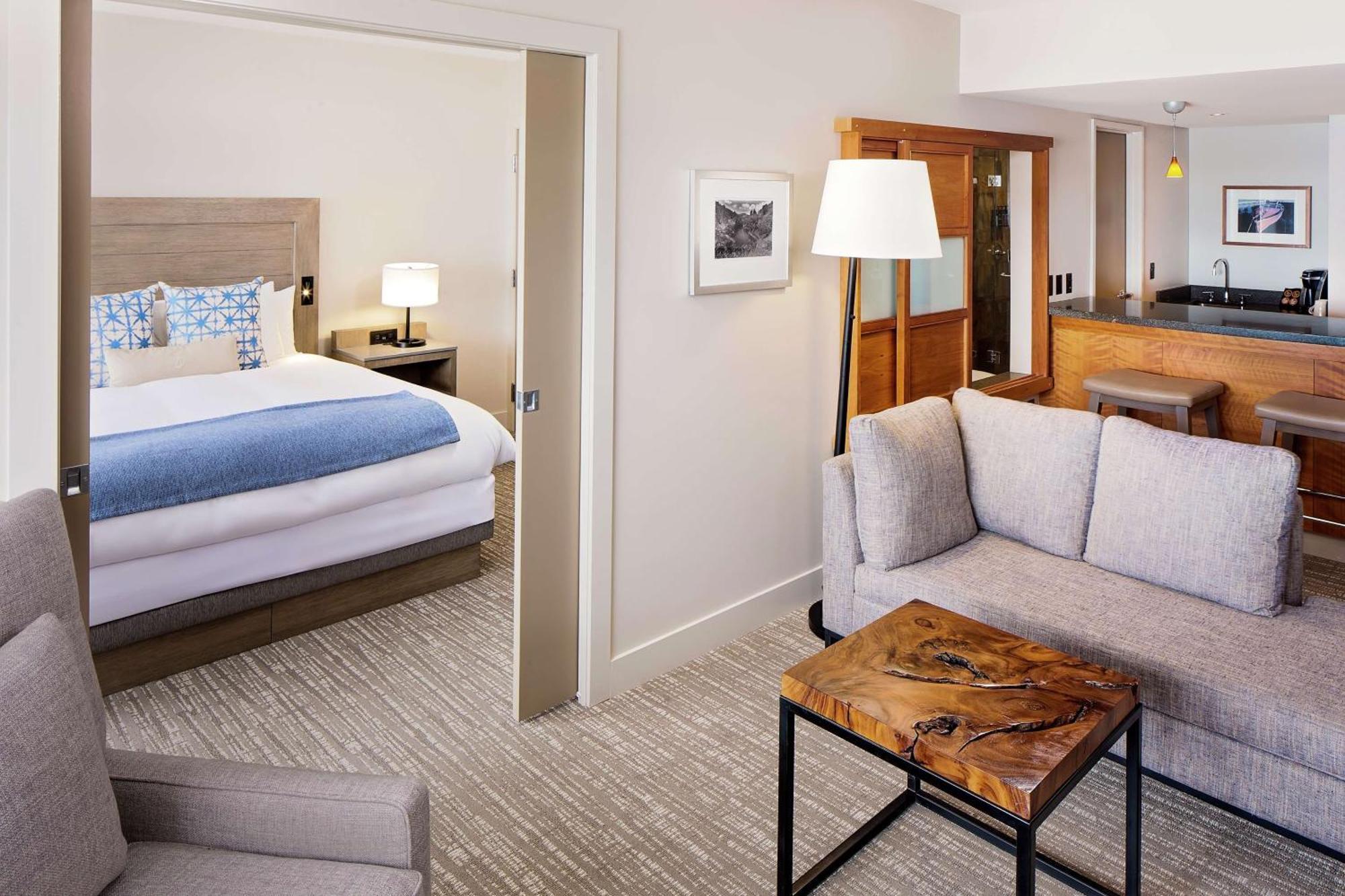 Chrysalis Inn & Spa Bellingham, Curio Collection By Hilton Bagian luar foto